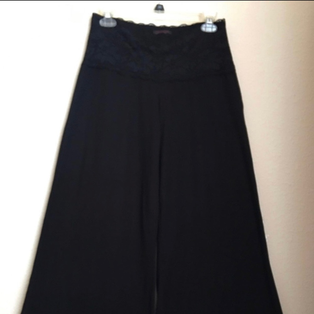 Women's Black Pants Size Medium